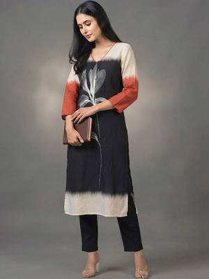 smart women dyed kurta with trousers 5