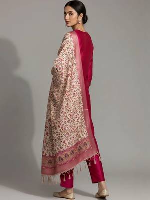 structured women kurta with trousers with dupatta 2