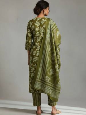 formal women printed kurta with trousers with dupatta 2