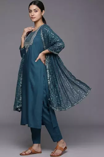 everyday workwear women embroidered kurta with trousers with dupatta