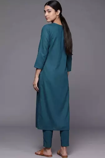 everyday workwear women embroidered kurta with trousers with dupatta