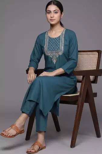 everyday workwear women embroidered kurta with trousers with dupatta