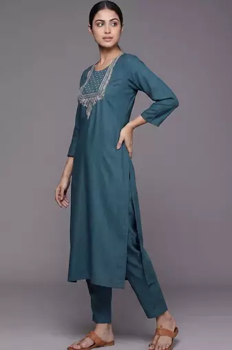 everyday workwear women embroidered kurta with trousers with dupatta
