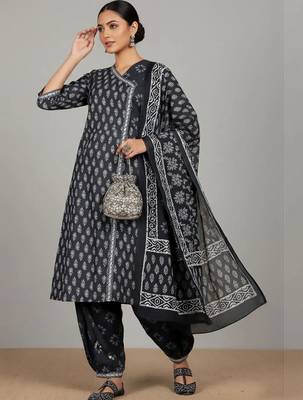 formal women printed kurta with patiala with dupatta 1