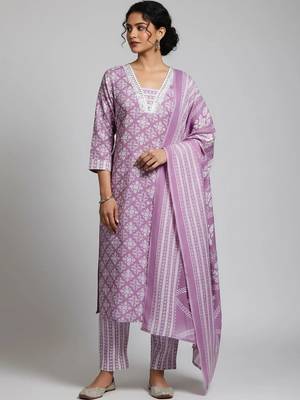 workwear women printed kurta with trousers with dupatta 5