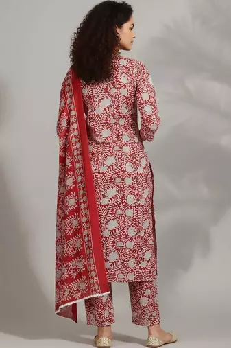 tailored women printed kurta with trousers with dupatta
