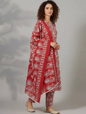 tailored women printed kurta with trousers with dupatta 6