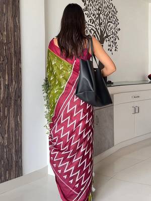 green abstract printed ikat saree 3