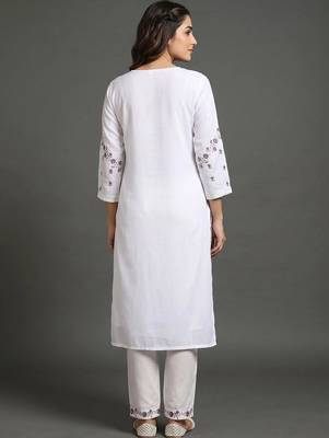 workwear women embroidered kurta with trousers with dupatta 3