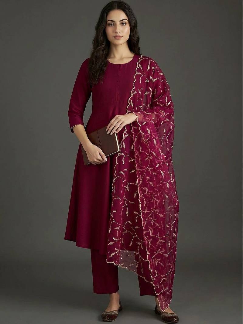 everyday workwear women kurta with trousers with dupatta