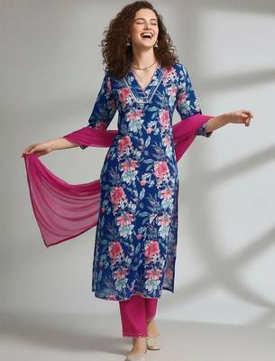 smart women printed kurta with trousers with dupatta 3