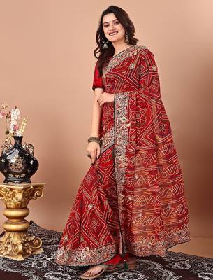 red women embroidered bandhani saree 2