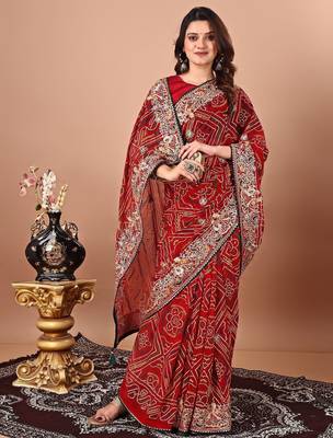red women embroidered bandhani saree 4