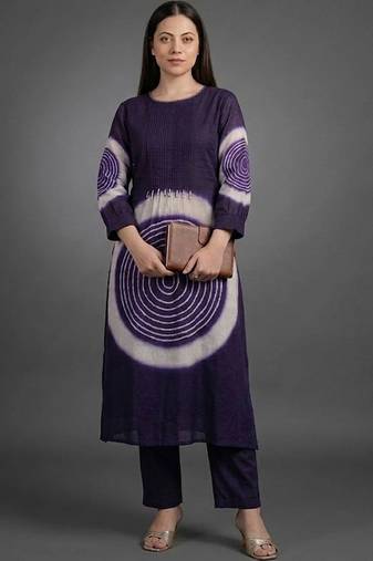 formal women dyed kurta with trousers