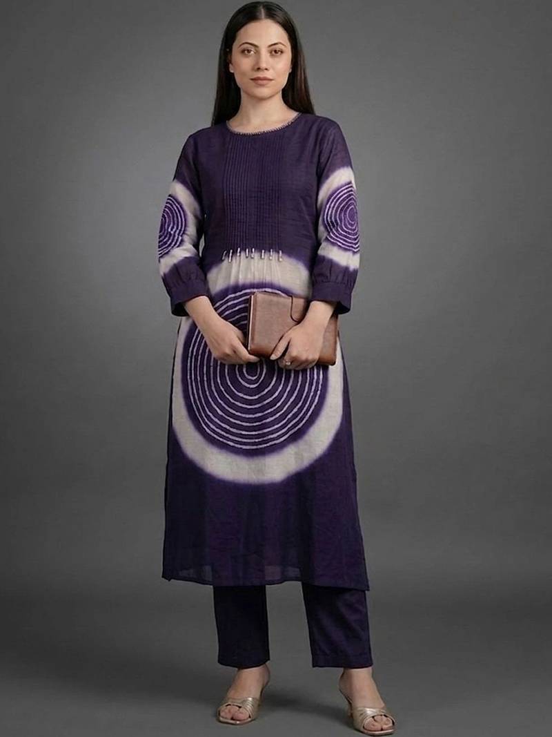 formal women dyed kurta with trousers
