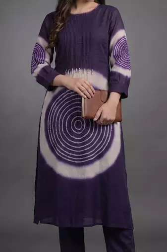 formal women dyed kurta with trousers