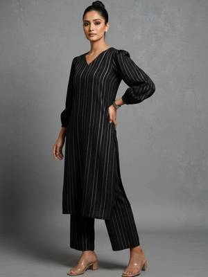 structured women striped kurta with trousers 6