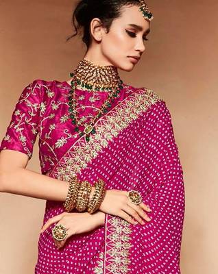 pink embroidered bandhani saree 3