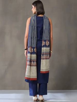 formal women ethnic motifs regular cotton kurta with trousers & with dupatta 6