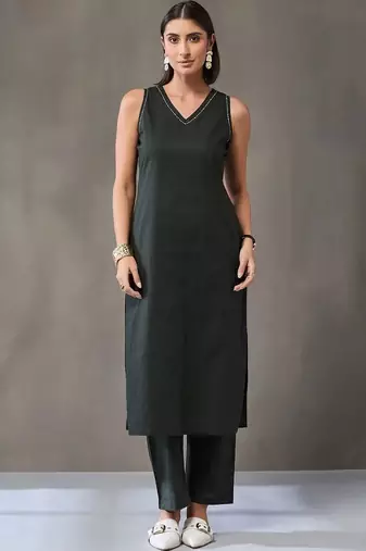 tailored women ethnic motifs regular cotton kurta with trousers & with dupatta