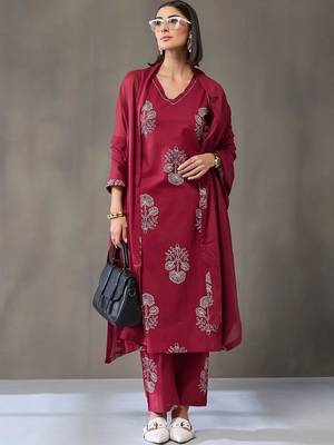 everyday workwear women ethnic motifs embroidered regular thread work cotton kurta with trousers & with dupatta 1