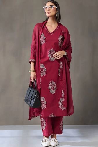 everyday workwear women ethnic motifs embroidered regular thread work cotton kurta with trousers & with dupatta