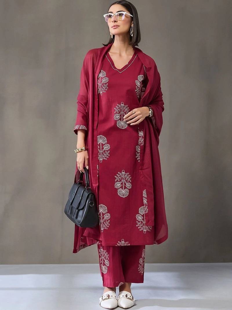 everyday workwear women ethnic motifs embroidered regular thread work cotton kurta with trousers & with dupatta