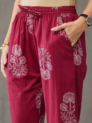 everyday workwear women ethnic motifs embroidered regular thread work cotton kurta with trousers & with dupatta 4