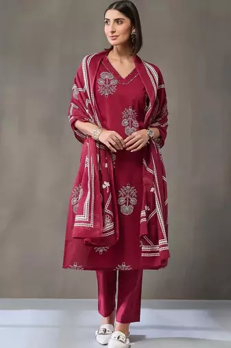 formal women ethnic motifs printed regular cotton kurta with trousers & with dupatta