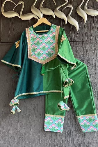 Green printed cotton silk kurta set