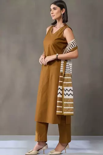 tailored women regular cotton kurta with trousers & with dupatta
