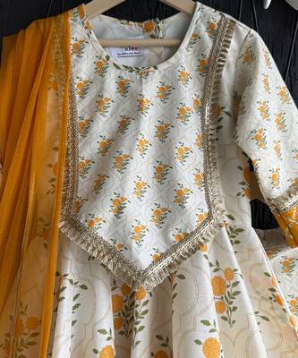 Off white orange printed cotton silk anarkali set 4