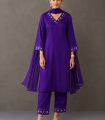 smart women ethnic motifs embroidered regular thread work kurta with trousers & with dupatta
