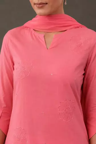 smart women embroidered regular thread work cotton kurta with patiala & with dupatta