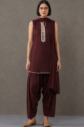 tailored women ethnic motifs embroidered regular thread work kurta with patiala & with dupatta