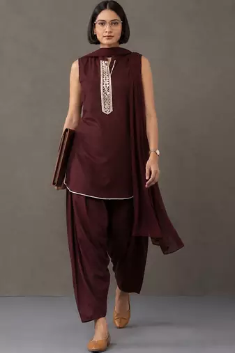 tailored women ethnic motifs embroidered regular thread work kurta with patiala & with dupatta