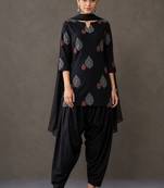 tailored women ethnic motifs printed regular cotton kurta with patiala & with dupatta