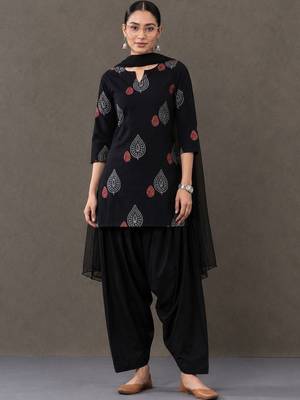 tailored women ethnic motifs printed regular cotton kurta with patiala & with dupatta 2