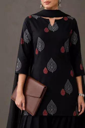 tailored women ethnic motifs printed regular cotton kurta with patiala & with dupatta
