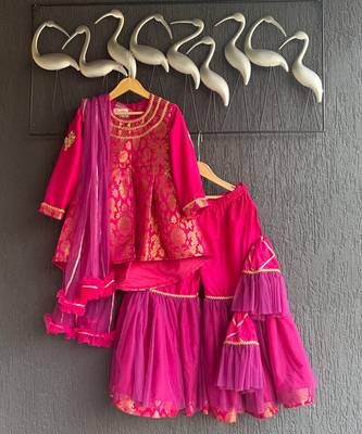 Fuchsia pink woven brocade sharara set 3