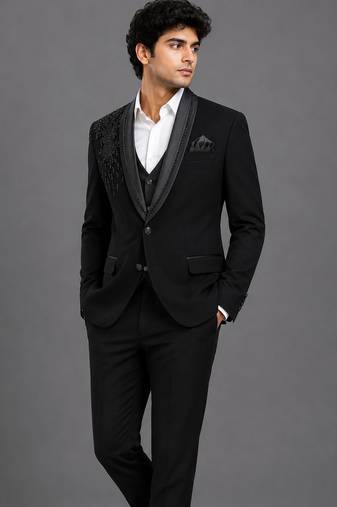 Black embroidered shawl lapel tuxedo set