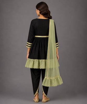 Green woven velvet kurta dhoti set 2