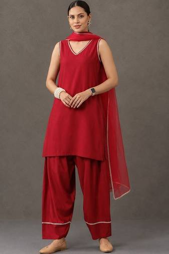 formal women regular kurta with patiala & with dupatta