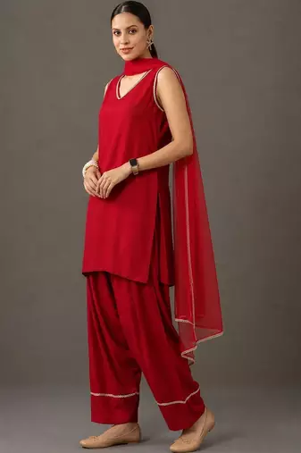 formal women regular kurta with patiala & with dupatta