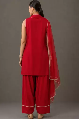formal women regular kurta with patiala & with dupatta