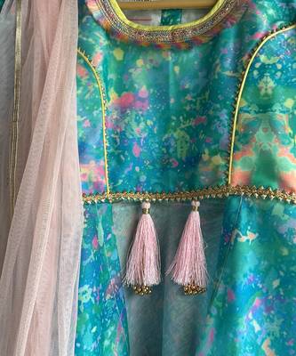 Blue multicolor holi printed cotton silk kurta set 5