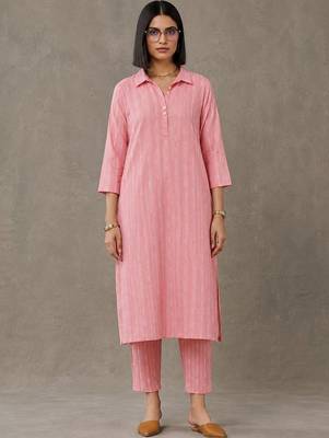 tailored women printed kurta with trousers 5