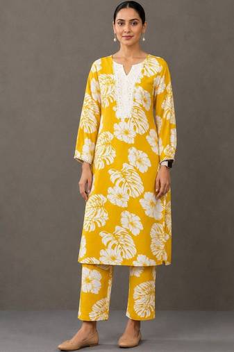 formal women printed kurta with palazzos