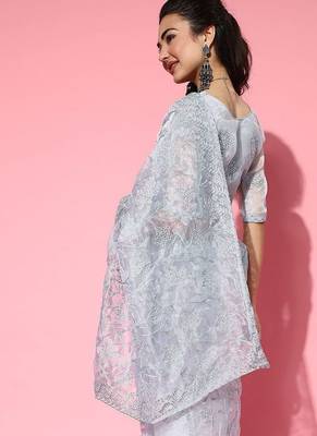 grey floral saree with embroidered border 3