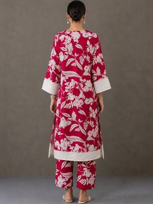 everyday workwear women printed kurta with trousers 5